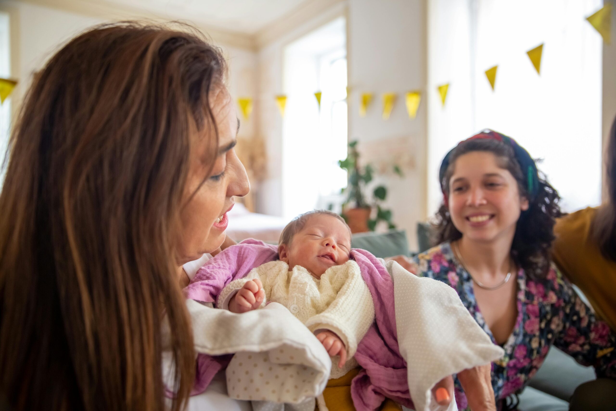 8 Creative Ways to Celebrate a New Baby