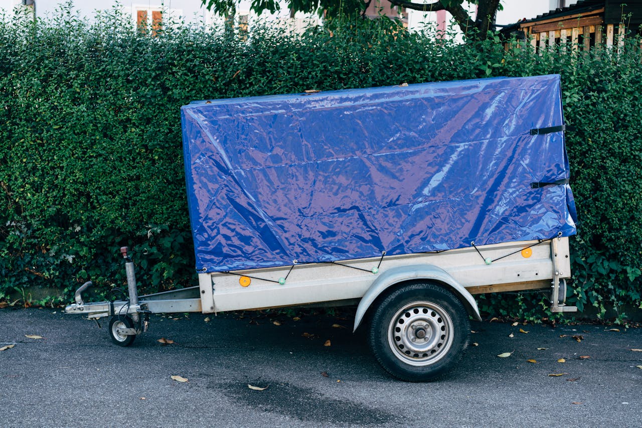 How to Shield Your Cargo from Weather and Theft